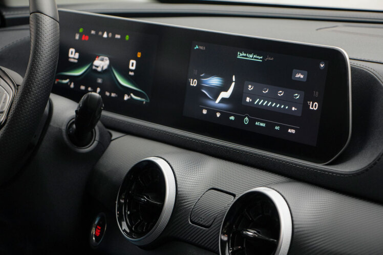 گلس مانیتور لاماری